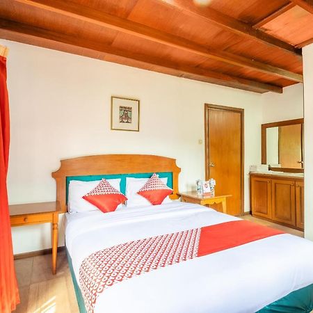 Oyo 1214 My Lagusa Hotel Cimaja Ngoại thất bức ảnh