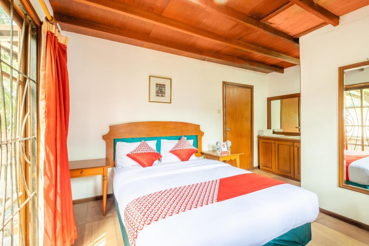 Oyo 1214 My Lagusa Hotel Cimaja Ngoại thất bức ảnh