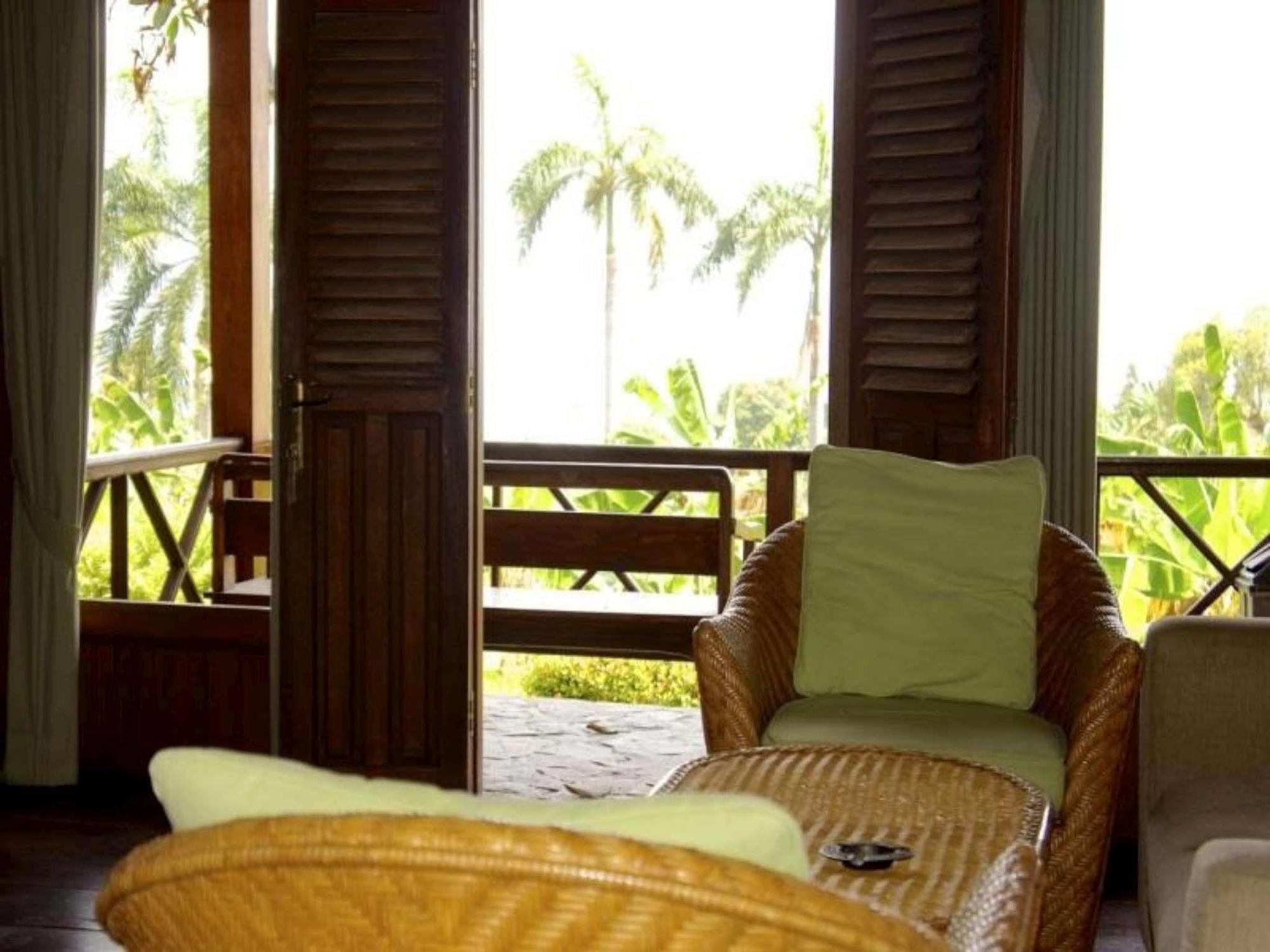 Oyo 1214 My Lagusa Hotel Cimaja Ngoại thất bức ảnh