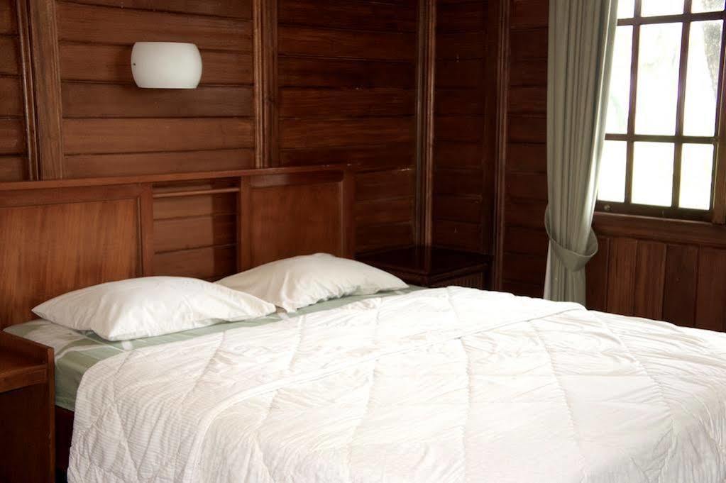 Oyo 1214 My Lagusa Hotel Cimaja Ngoại thất bức ảnh