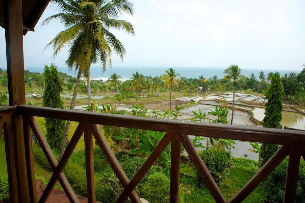 Oyo 1214 My Lagusa Hotel Cimaja Ngoại thất bức ảnh