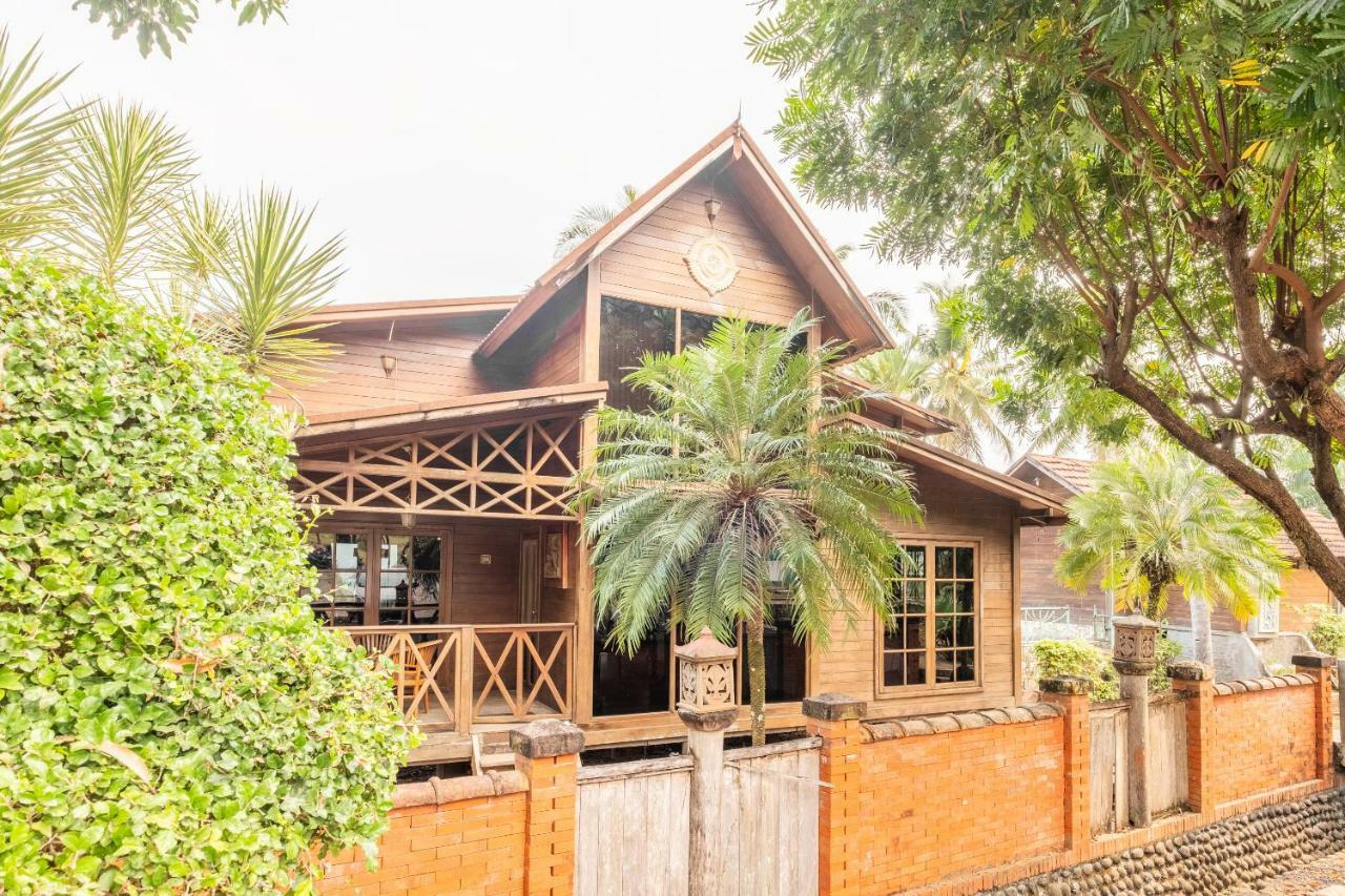 Oyo 1214 My Lagusa Hotel Cimaja Ngoại thất bức ảnh