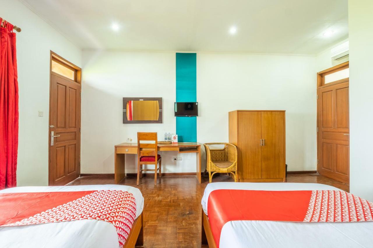 Oyo 1214 My Lagusa Hotel Cimaja Ngoại thất bức ảnh
