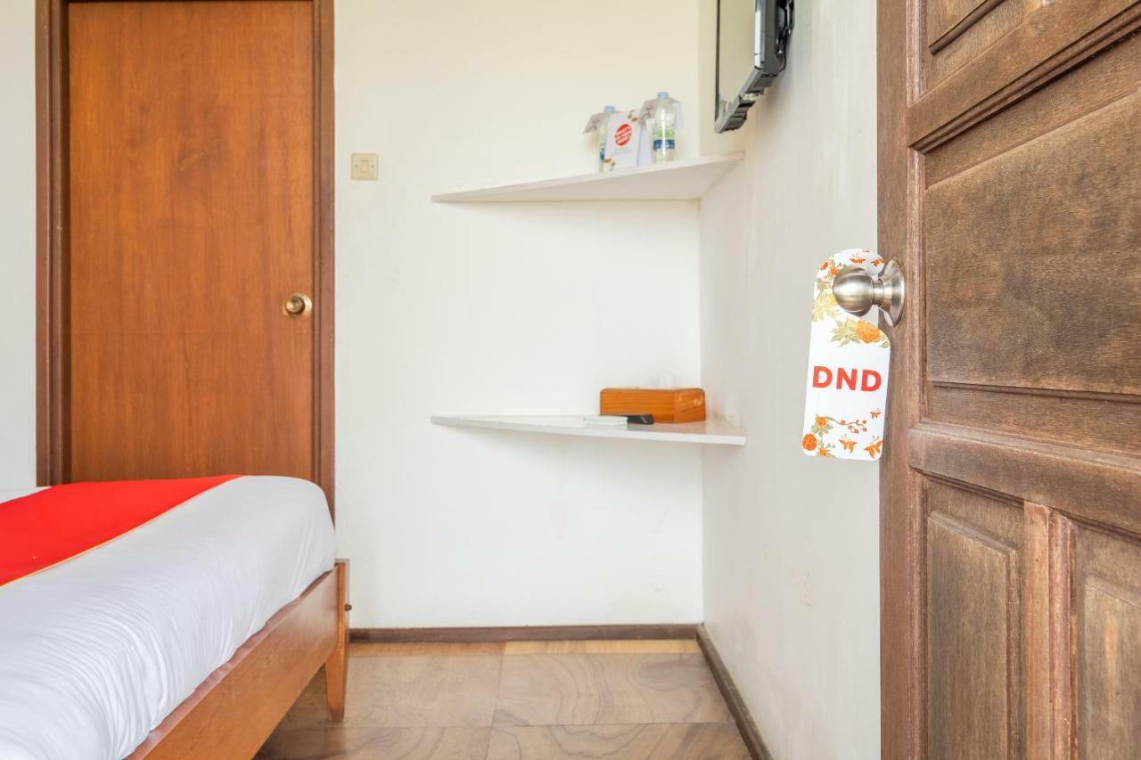 Oyo 1214 My Lagusa Hotel Cimaja Ngoại thất bức ảnh