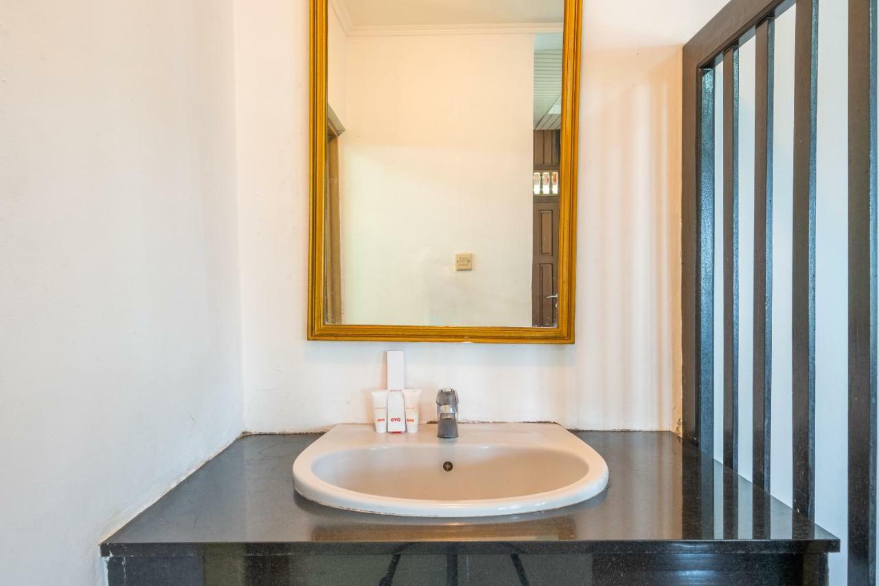 Oyo 1214 My Lagusa Hotel Cimaja Ngoại thất bức ảnh